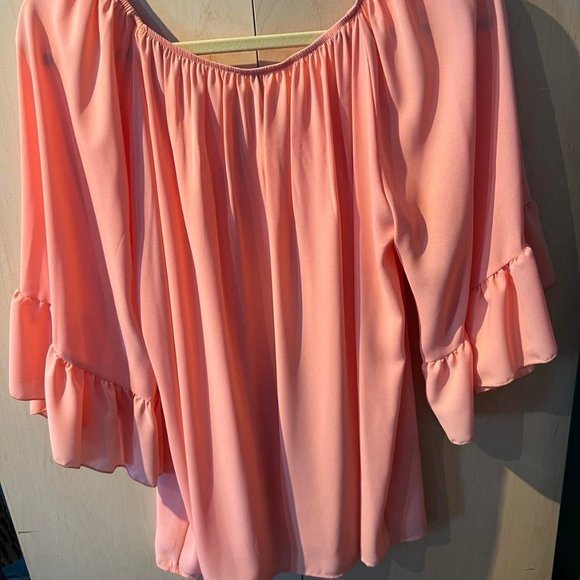 Cute Orange Top Size S Small - Picture 5 of 5